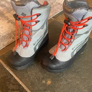 Boys Columbia waterproof boots